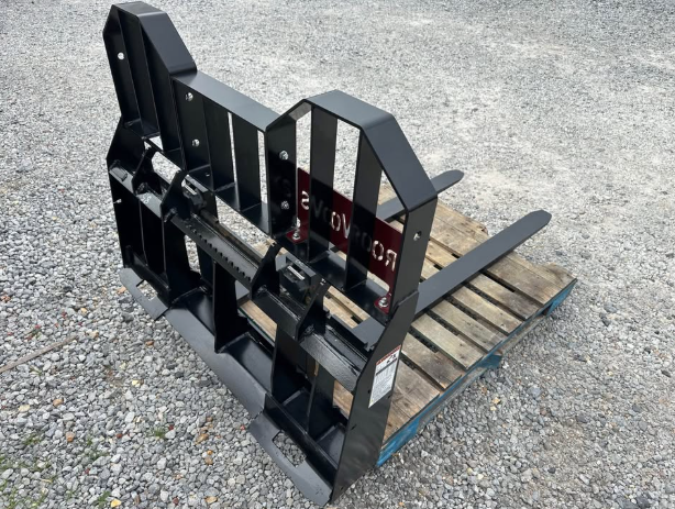 Vernig Heavy Duty 5500lb Pallet Forks (60” Blades)-OCC Attachments