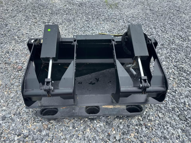 Smooth Grapple Bucket Light Duty (60” & 72”)-OCC Attachments