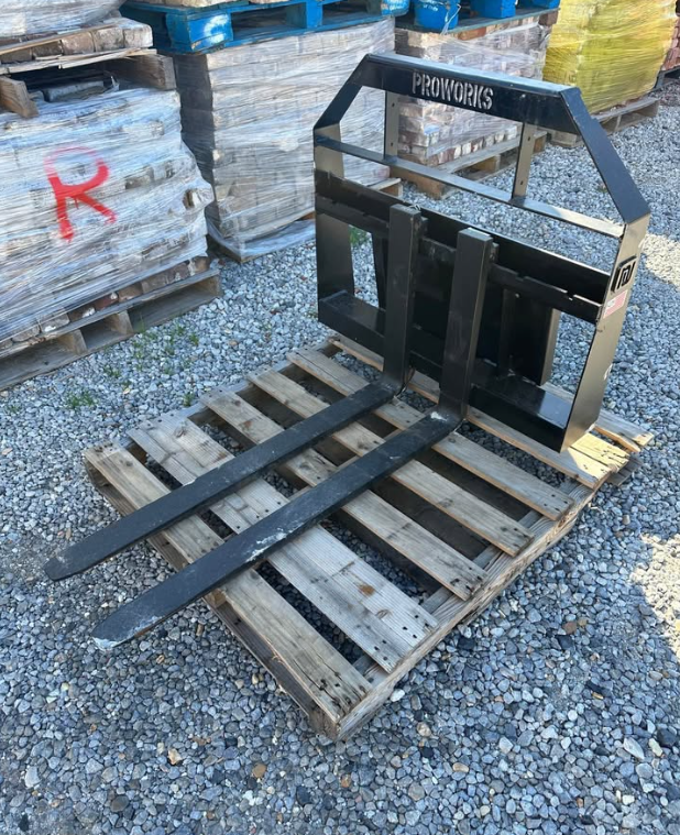 Mini Skid Steer Pallet Forks 40” 2200LB-OCC Attachments